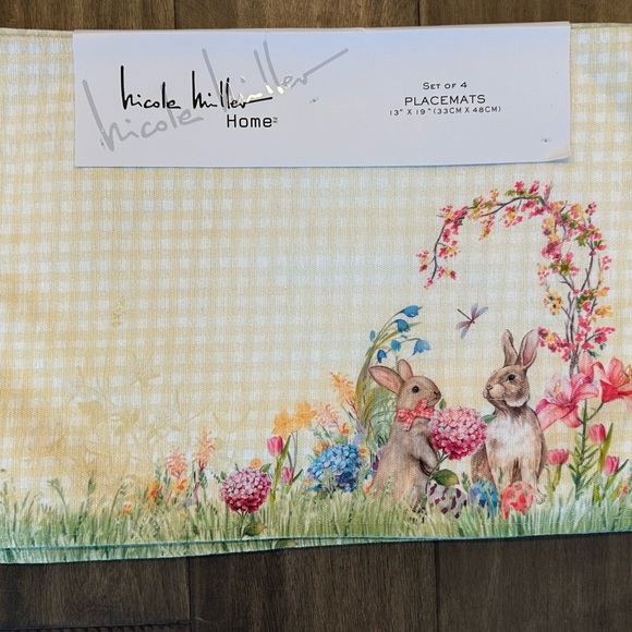 Nicole Miller Easter Spring Placemats set of 4 - Picture 2 of 6